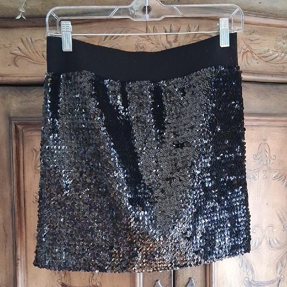 Lily White Sequined Black Mini Skirt